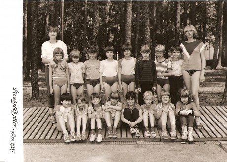 ROK 1985 - oddíl děvčat